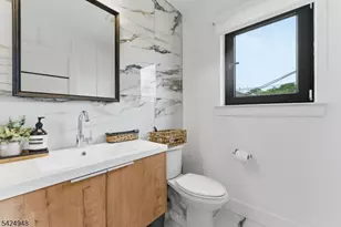 25 E 10th St, Linden, NJ 07036 - Photo 37