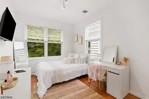 22 Willowdale Ave, Montclair, NJ 07042 - Photo 13