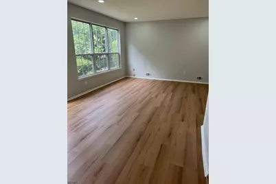 24 Straton Ct, Sayreville Boro, NJ 08859 - Photo 31