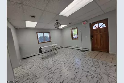 97 Frank St, Franklin Township, NJ 08873 - Photo 9