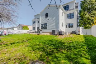 18 Woodside Rd, Springfield, NJ 07081 - Photo 37