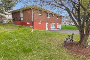 904 Sampson Ave, Alpha, NJ 08865 - Photo 21