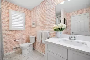 41 Milton Ave, Summit, NJ 07901 - Photo 25