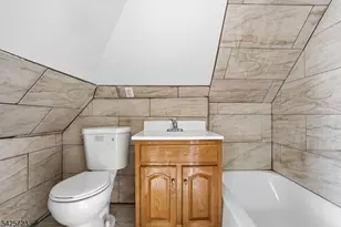 921 S 17th St, Newark, NJ 07108 - Photo 9
