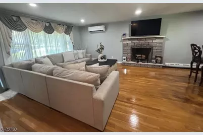225 Sunnymead Rd, Hillsborough Township, NJ 08844 - Photo 21