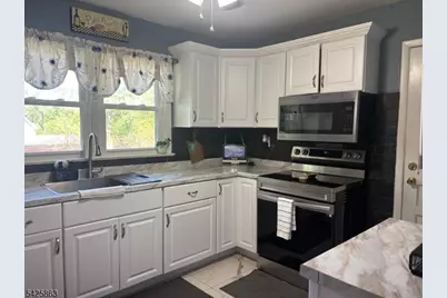 225 Sunnymead Rd, Hillsborough Township, NJ 08844 - Photo 33