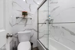 116 Westervelt Pl, Passaic, NJ 07055 - Photo 15