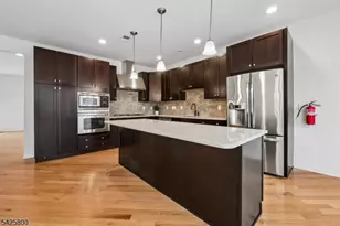 20 Gable Walk, Livingston, NJ 07039 - Photo 13