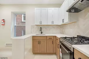 10 School St, Passaic, NJ 07055 - Photo 9