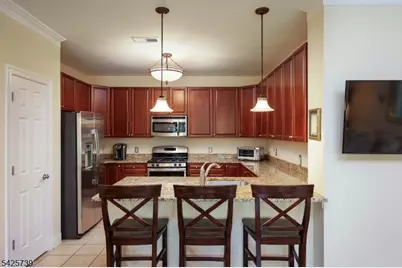 5110 Enclave Cir #5110, Franklin Township, NJ 08873 - Photo 13