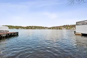 45 W Bertrand Rd, Mount Arlington, NJ 07856 - Photo 9