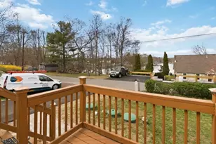 54 Wildwood Rd, Jefferson Township, NJ 07438 - Photo 5