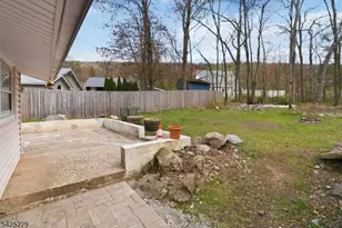 54 Wildwood Rd, Jefferson Township, NJ 07438 - Photo 23