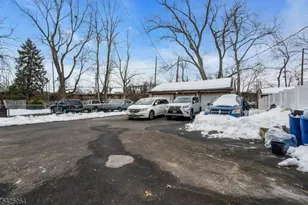 123 Dodd St, East Orange, NJ 07017 - Photo 25