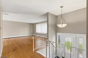 11 Overlook Dr, Rockaway, NJ 07866 - Photo 3