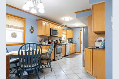 1386 Beverly Rd, Union Township, NJ 07083 - Photo 5