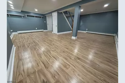 15 Sweetwood Ct, Parsippany, NJ 07054 - Photo 25
