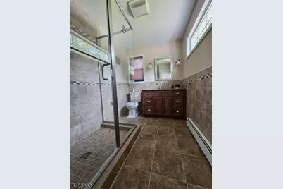 15 Sweetwood Ct, Parsippany, NJ 07054 - Photo 17