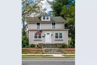35 Edgewood Ter, South Bound Brook Boro, NJ 08880 - Photo 1