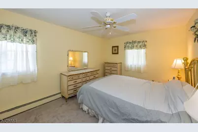 31 Iroquois Trl, Denville, NJ 07834 - Photo 19
