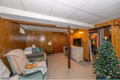 31 Iroquois Trl, Denville, NJ 07834 - Photo 29
