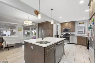 115 Lafayette Ave, Passaic, NJ 07055 - Photo 5