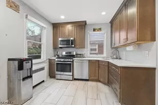 115 Lafayette Ave, Passaic, NJ 07055 - Photo 7