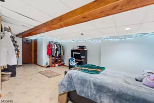 311 Cheyenne Rd, Andover Township, NJ 07848 - Photo 7
