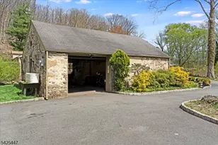 2 Mill Rd, Mount Olive, NJ 07836 - Photo 13