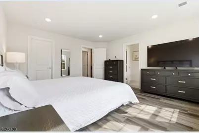 44 Dahlia Dr, Warren Township, NJ 07059 - Photo 23
