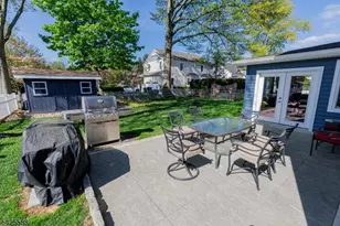 27 Schuyler Dr, Clark Township, NJ 07066 - Photo 7
