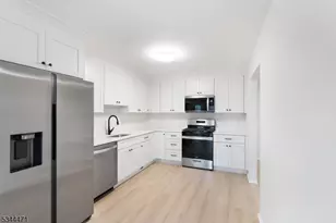 15 Madison Ave, Madison, NJ 07940 - Photo 3