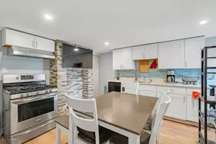 331 1/2 Forest, Kearny, NJ 07032 - Photo 5