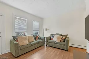 331 1/2 Forest, Kearny, NJ 07032 - Photo 3
