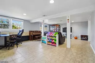 320 Beaufort Ave, Livingston, NJ 07039 - Photo 21
