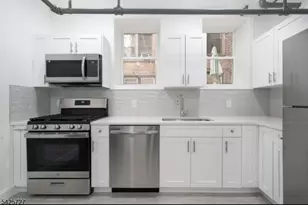 340 Fairmount Ave, Jersey City, NJ 07306 - Photo 1