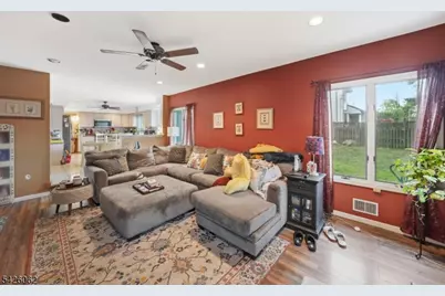 121 W Hill Rd, Woodbridge Township, NJ 07067 - Photo 27
