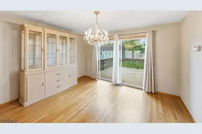 121 W Hill Rd, Woodbridge Township, NJ 07067 - Photo 33