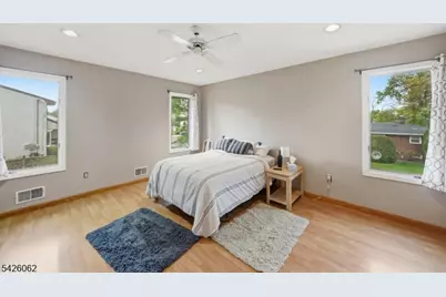 121 W Hill Rd, Woodbridge Township, NJ 07067 - Photo 5