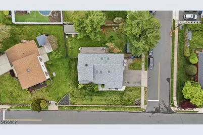 121 W Hill Rd, Woodbridge Township, NJ 07067 - Photo 27