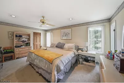121 W Hill Rd, Woodbridge Township, NJ 07067 - Photo 7