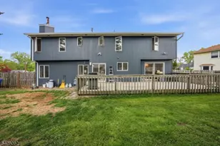 121 W Hill Rd, Woodbridge Township, NJ 07067 - Photo 33
