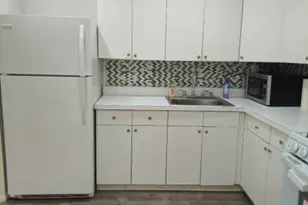 366 Hoover Ave, Bloomfield, NJ 07003 - Photo 9