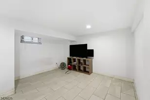 721 E Curtis St, Linden, NJ 07036 - Photo 21