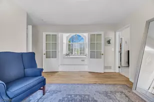 1 Berkshire Ct, Clinton Township, NJ 08833 - Photo 23