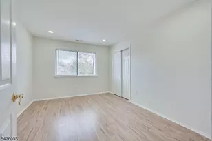 1314 Edison Glen Terrace, Edison, NJ 08837 - Photo 19