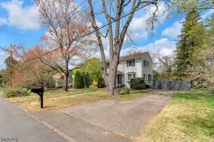 9 Longview Ave, Randolph Township, NJ 07869 - Photo 3