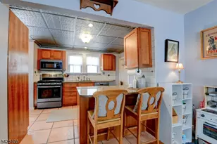 157 Berwyn St, Roselle Park, NJ 07204 - Photo 11