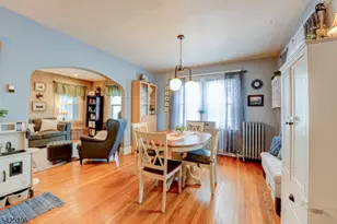 157 Berwyn St, Roselle Park, NJ 07204 - Photo 9