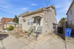 270 Westervelt Pl, Lodi, NJ 07644 - Photo 1
